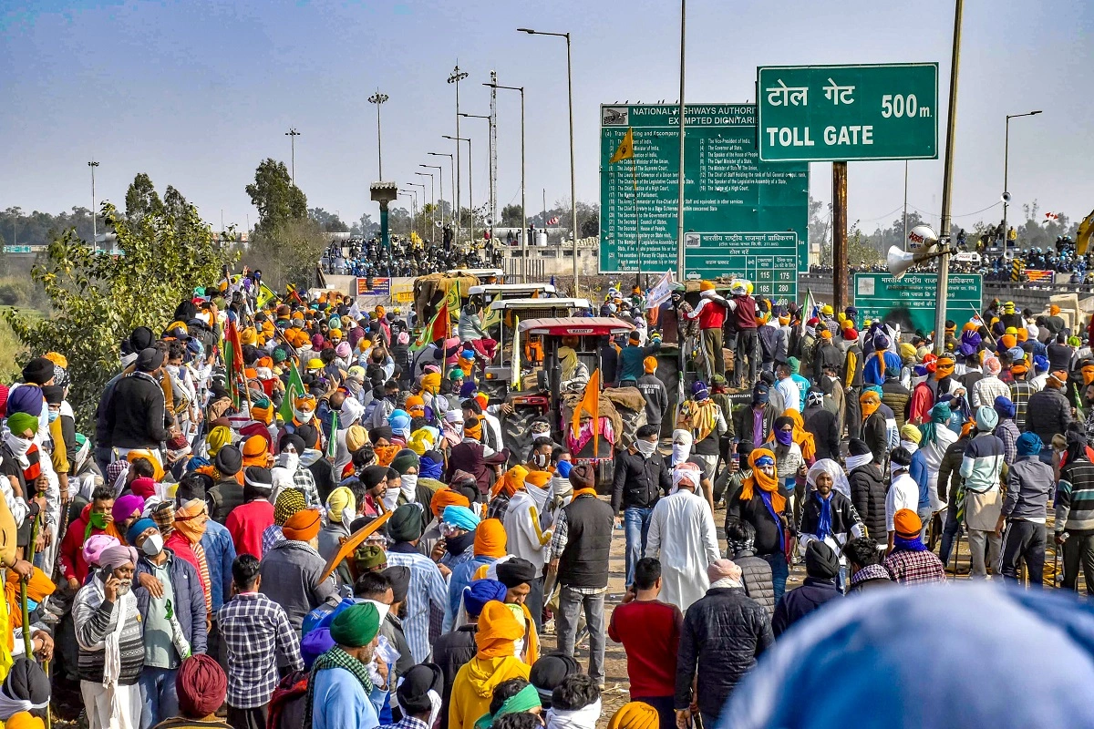 SC Sets Up Panel To Resolve Grievances Of Protesting Farmers At Punjab-Haryana Border