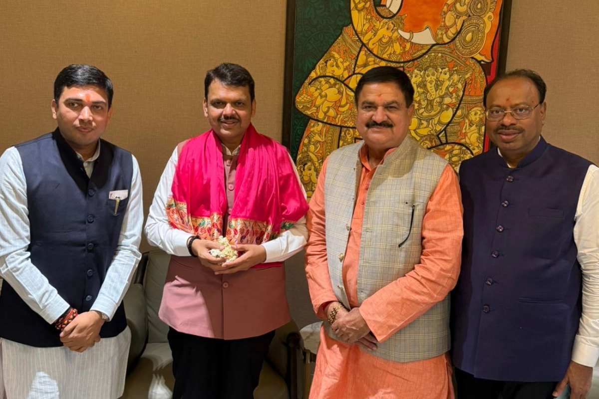 Devendra Fadnavis Files Nomination For Nagpur South-West Seat, Receives Congratulations From Siddhivinayak Temple Trust Treasurer