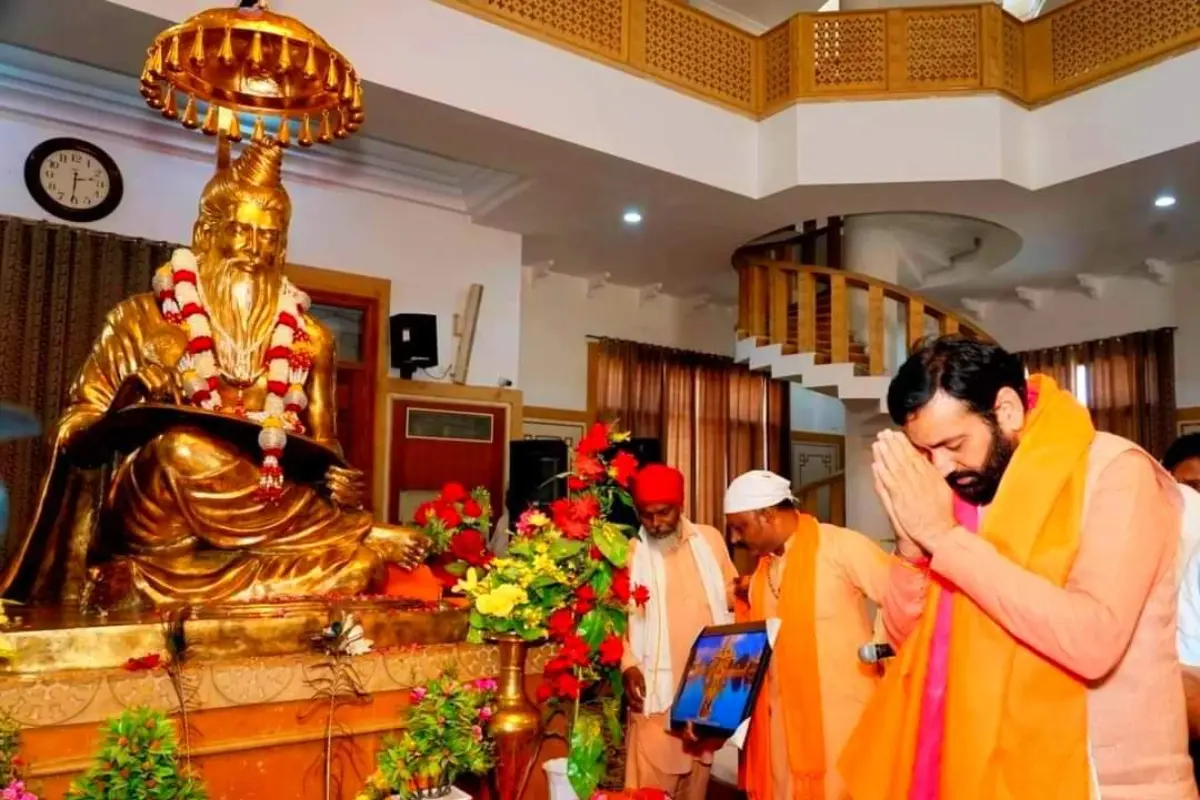 Nayab Singh Saini Visits Valmiki Temple Before Haryana CM Swearing-In; Commits To Open Door Policy