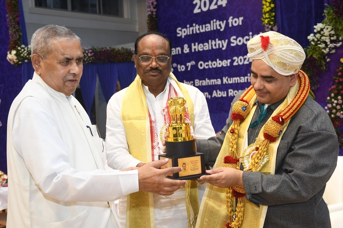 Bharat Express CMD Upendrra Rai Receives National Chetna Award At Brahma Kumaris Global Summit