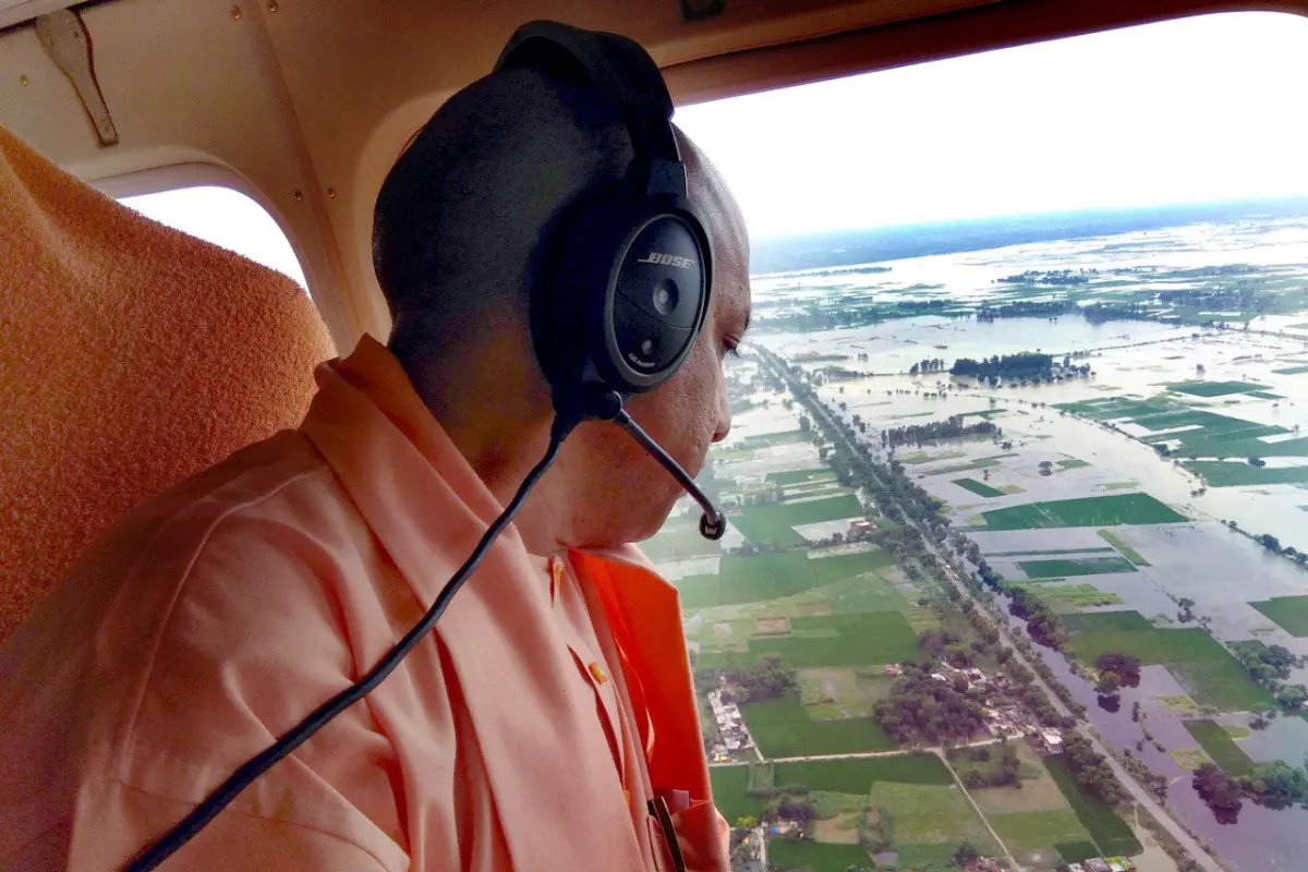 CM Adityanath Reviews Irrigation Department Initiatives; Calls For Enhanced Flood Preparedness