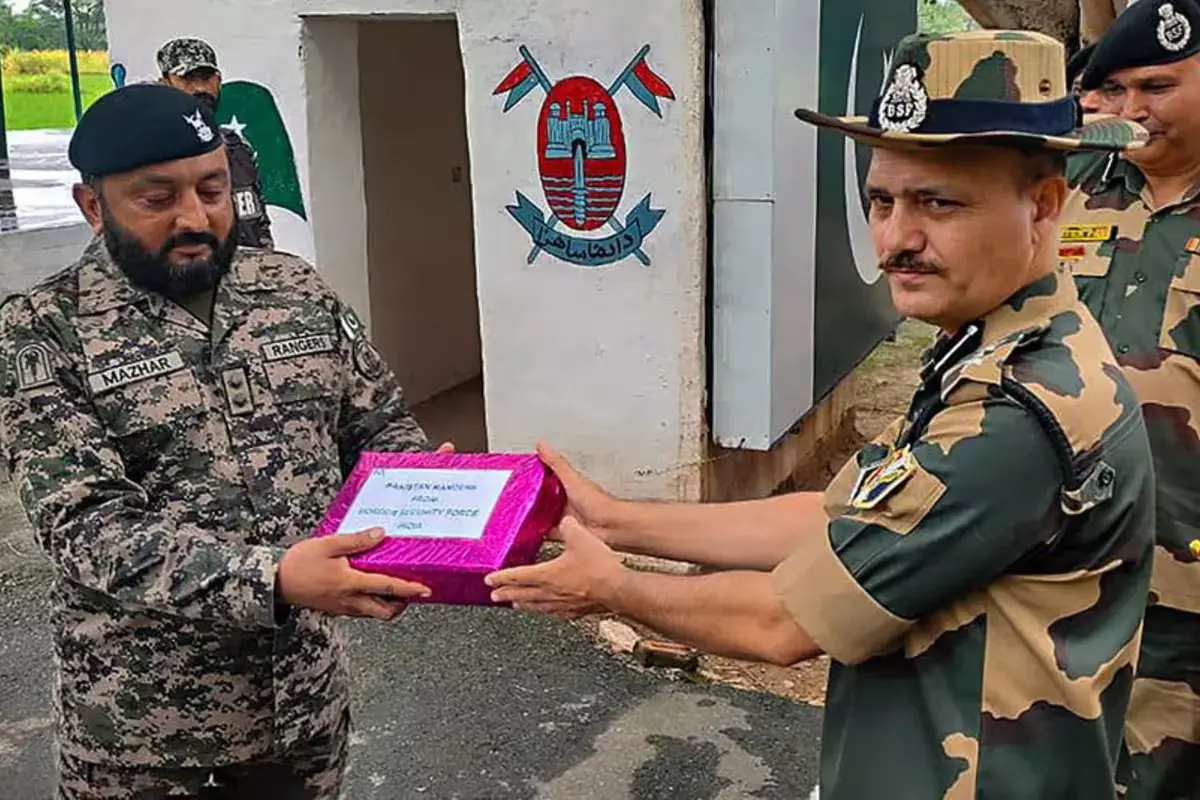 Indian, Pakistani Troops Exchange Diwali Sweets At Jaisalmer Border