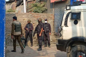 Four Security Personnel Injured In Ongoing Srinagar Gunfight; Two Militants Killed In Anantnag Operation