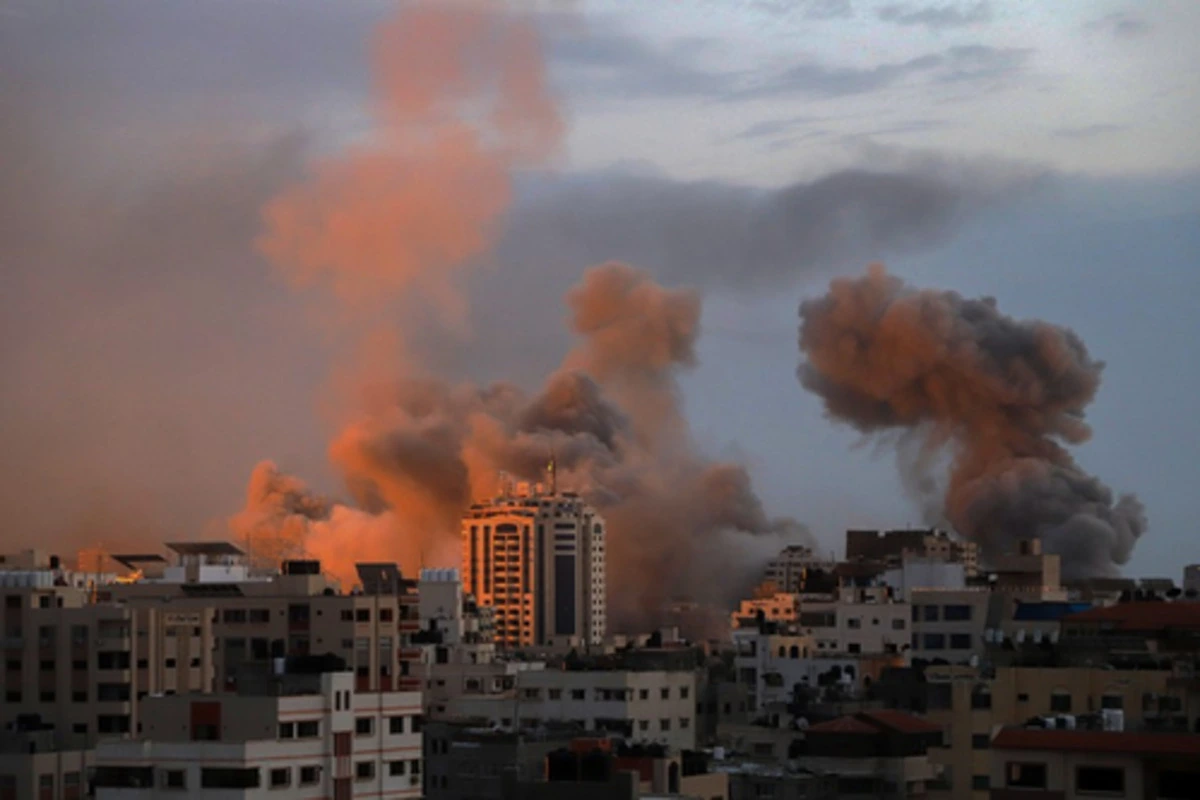 Israeli Airstrikes Kill 18 Palestinians In Gaza