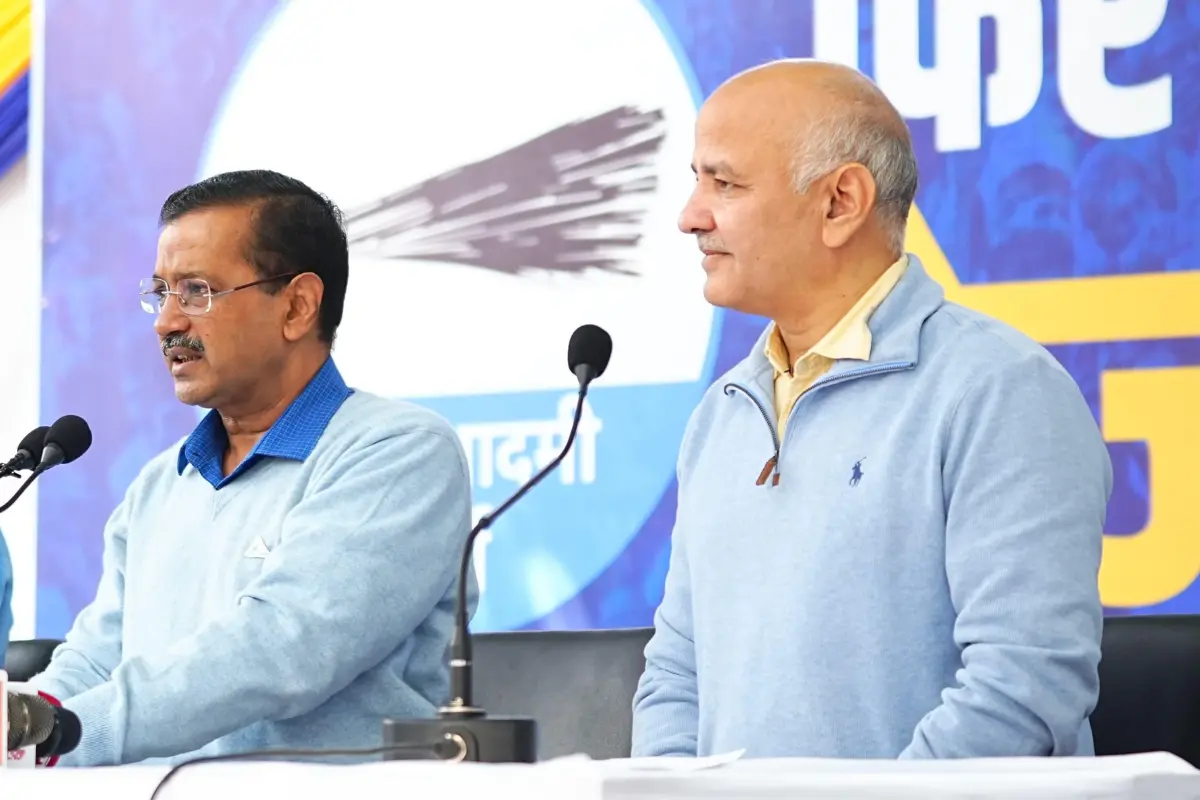 Kejriwal Commends Punjab Police For Foiling Assassination Attempt On Sukhbir Badal