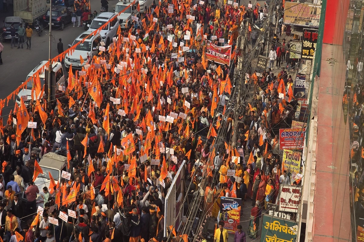 Hindu Raksha Sankalp Yatra Held in Sarojini Nagar to Protest Oppression of Hindus in Bangladesh