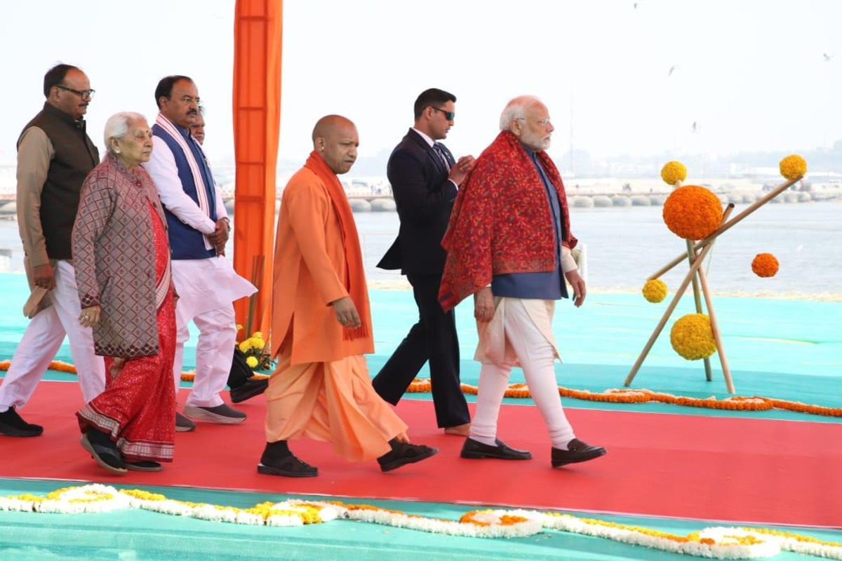 PM Modi Visits Prayagraj To Oversee Maha Kumbh Mela 2025