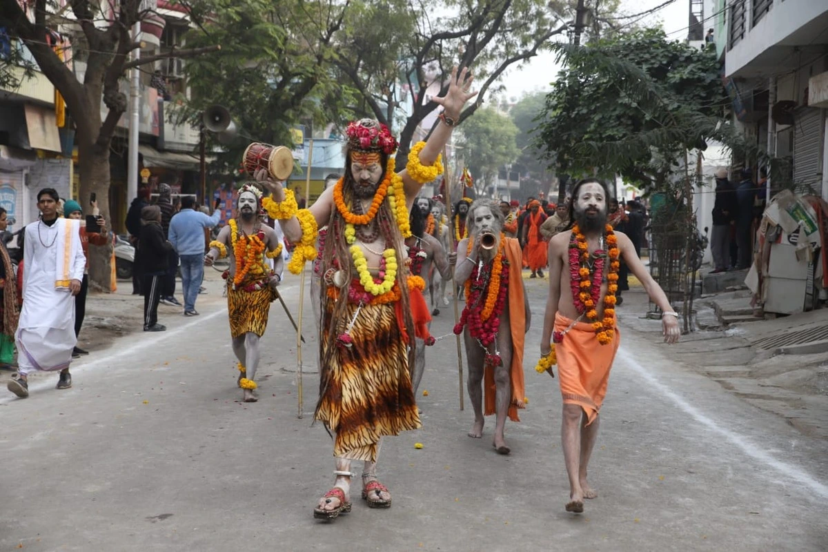 Shri Panchayati Niranjani Akhada Majestic Entry Into Maha Kumbh