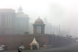 Delhi Freezes Under Severe Cold Wave; Dense Fog Disrupts Flights, Train Services