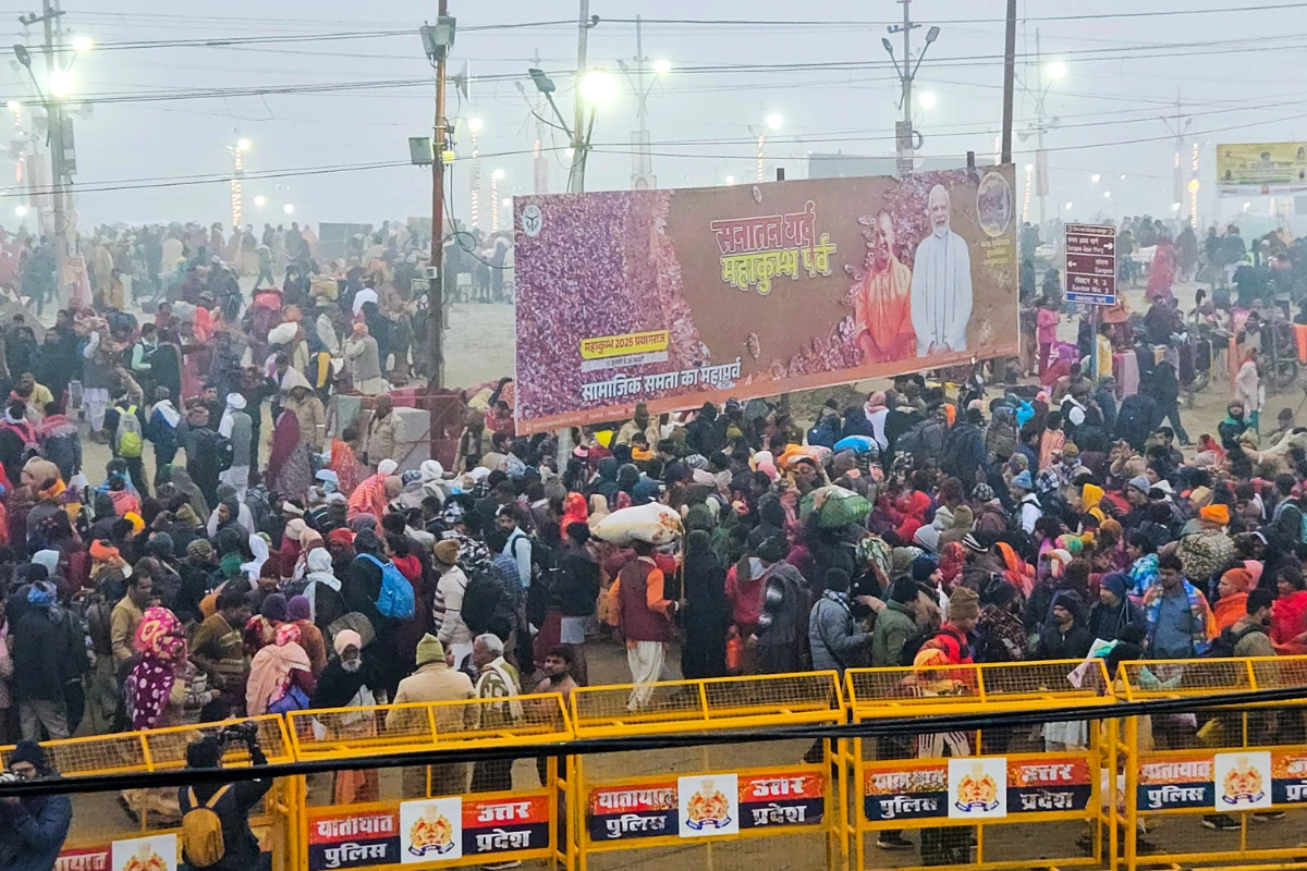 Maha Kumbh 2025 Begins With Unprecedented Devotion & Global Participation