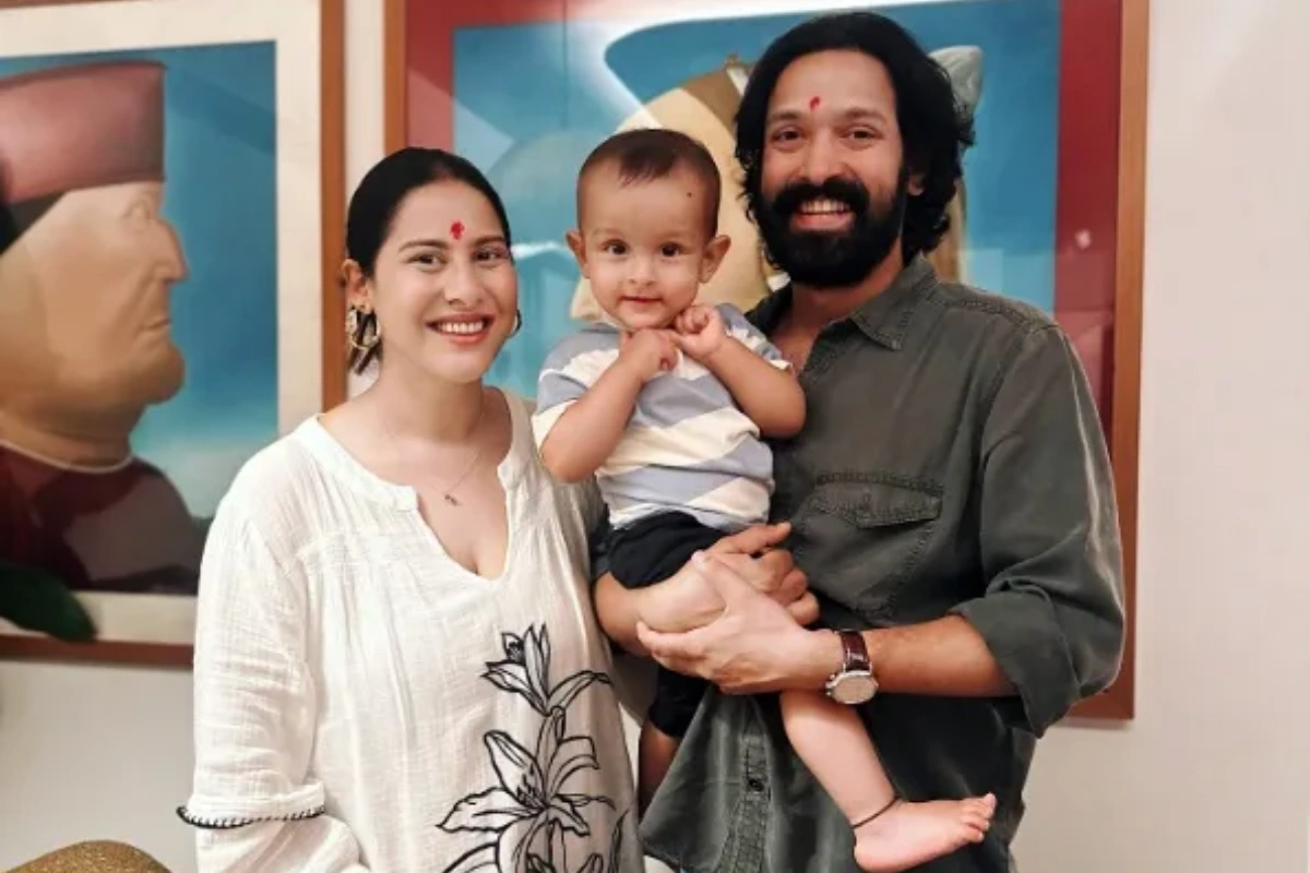 Vikrant Massey anniversary post with wife and son