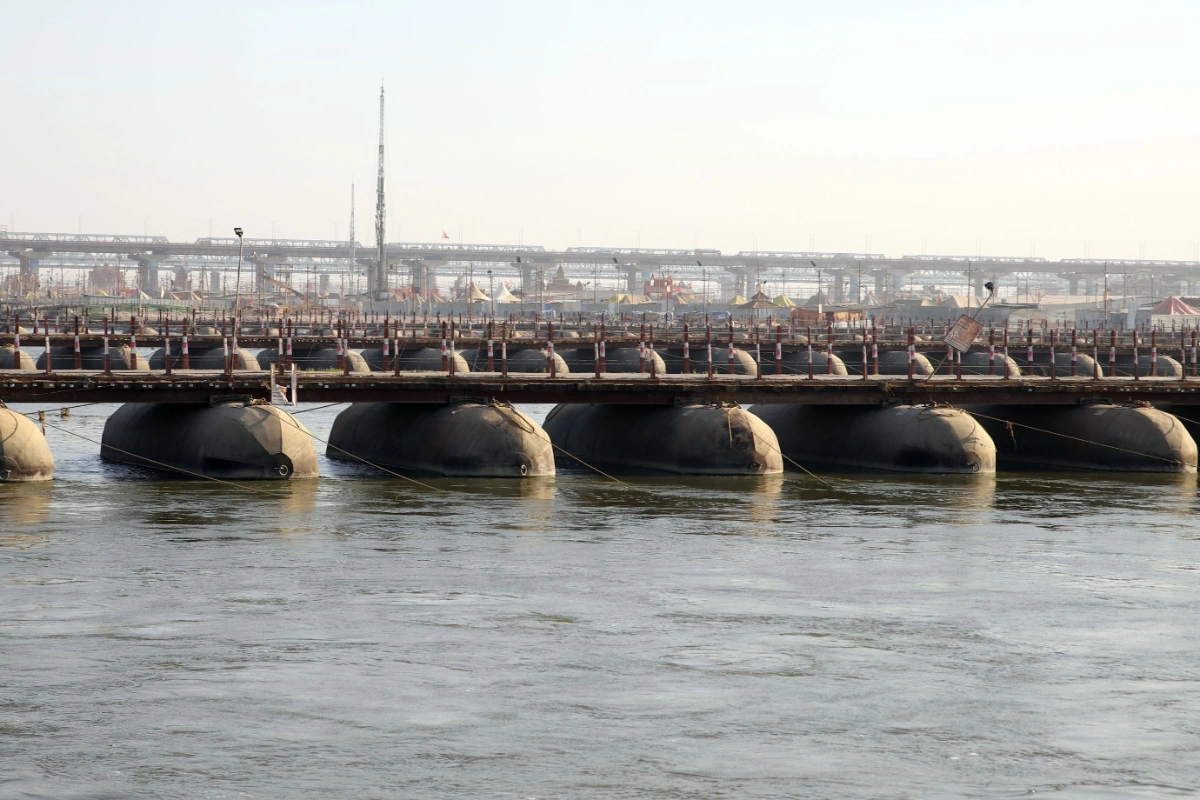 Global Scientists Study Crystal-Clear Ganga Water At Triveni Sangam