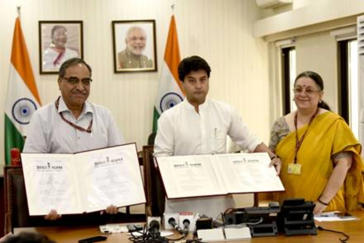Government Launches 'Gyan Post' To Deliver Educational Books