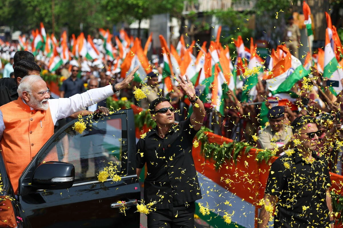 PM Modi Expresses Gratitude After Enthusiastic Vadodara Roadshow