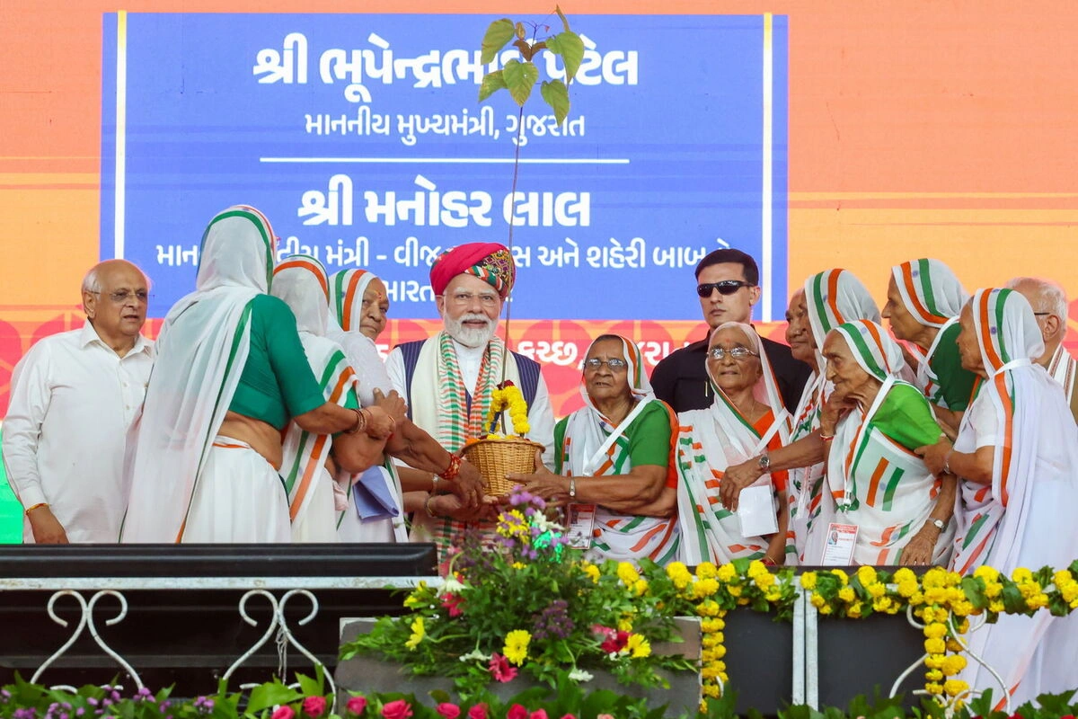 PM Modi Pays Tribute To Brave Women Of Bhuj Who Rebuilt Airstrip In 72 Hours