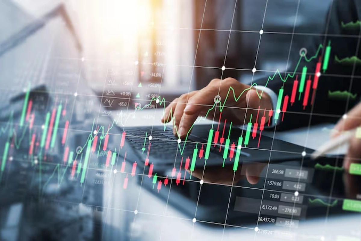 Markets Open Flat Despite Positive Flows
