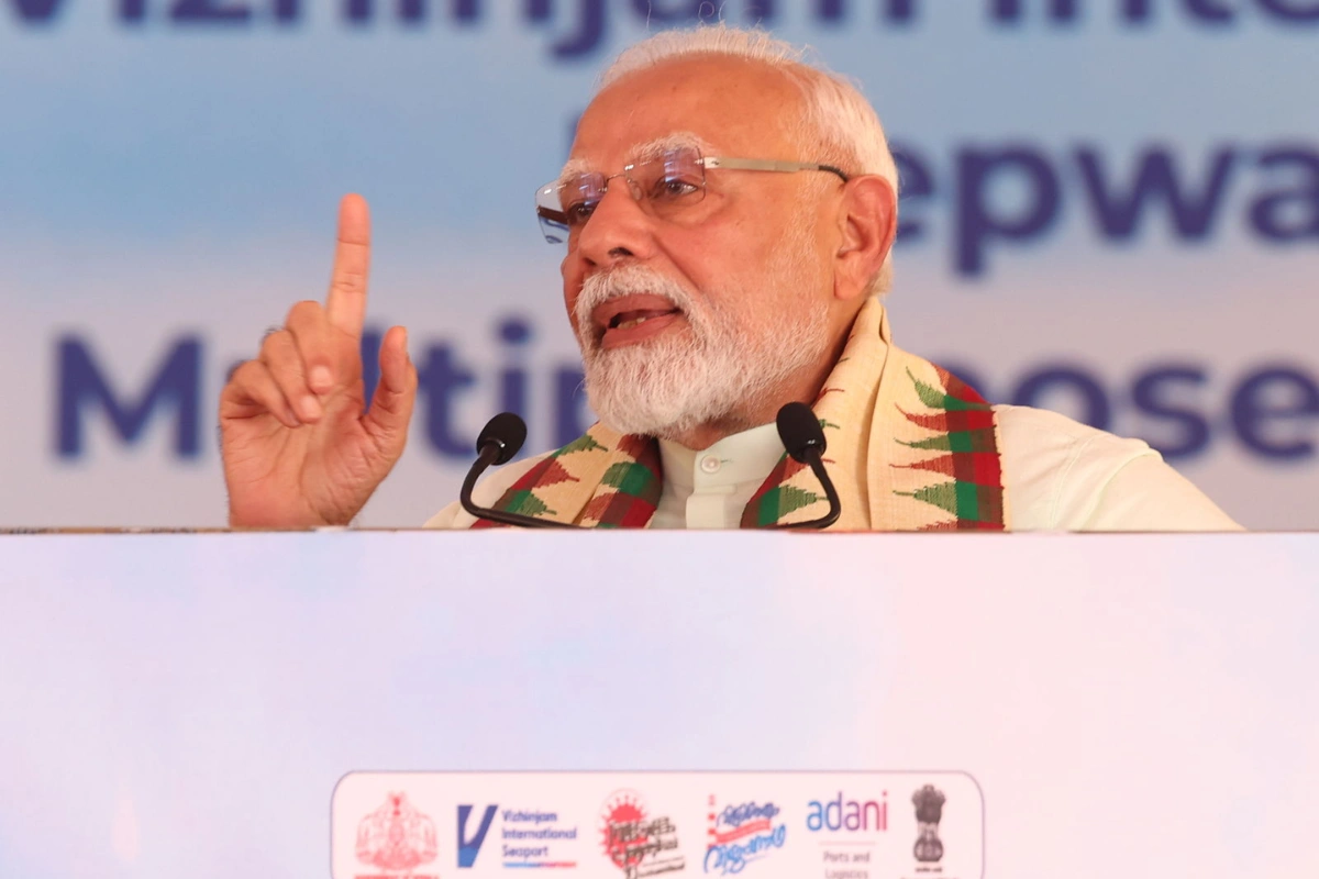 PM Modi Takes Dig At INDIA Bloc During Vizhinjam Port Inauguration; Mentions Tharoor’s Presence