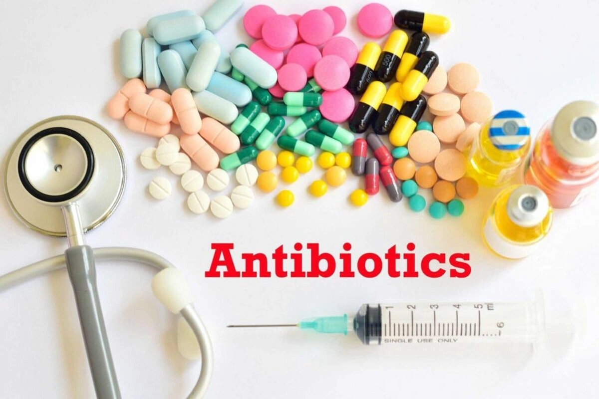 Early Antibiotic Use Linked To Increased Risk Of Puberty In Girls