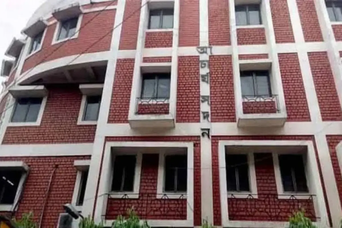 West Bengal Faces Pressure Over Teacher Recruitment Delay