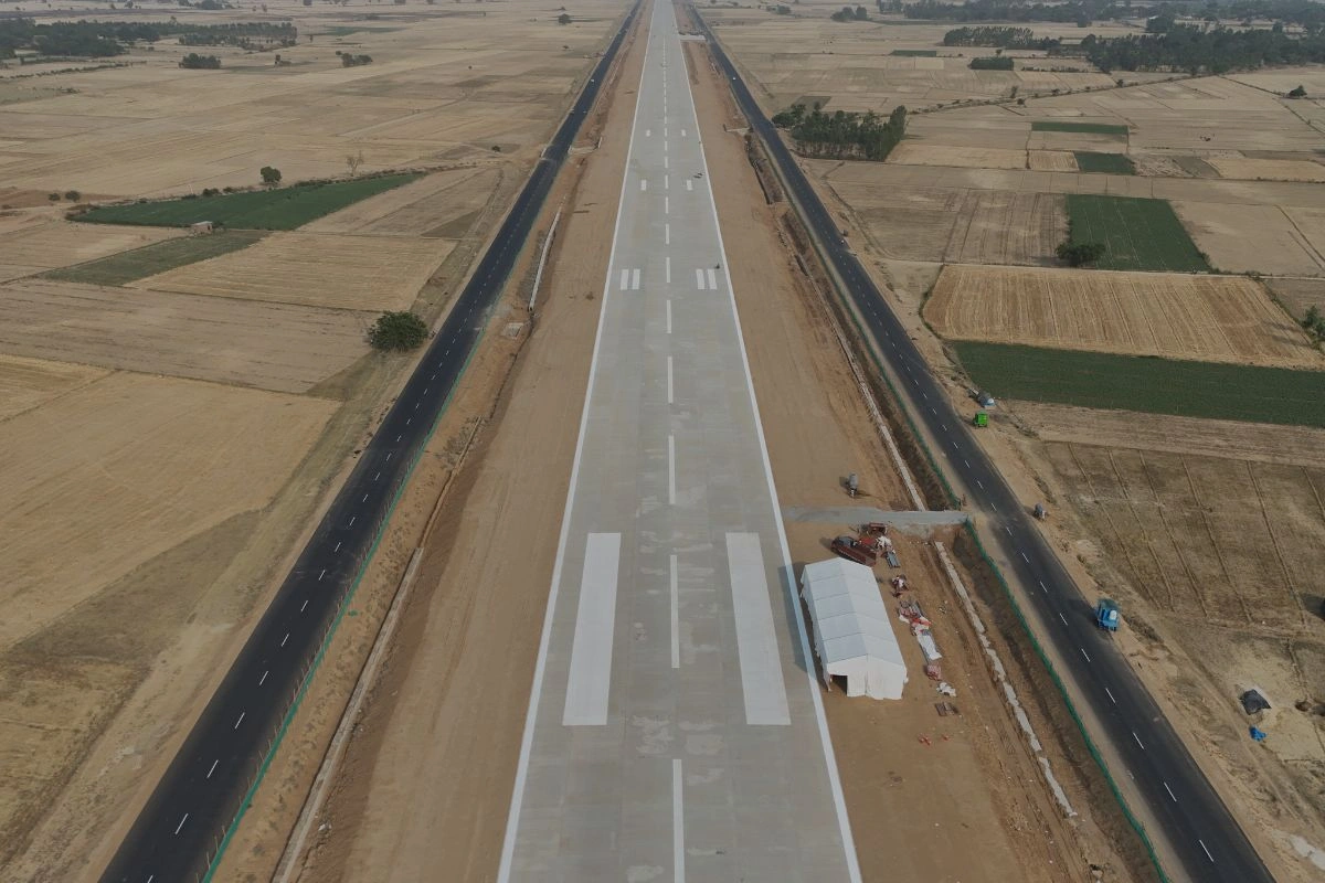 IAF trials on Ganga Expressway