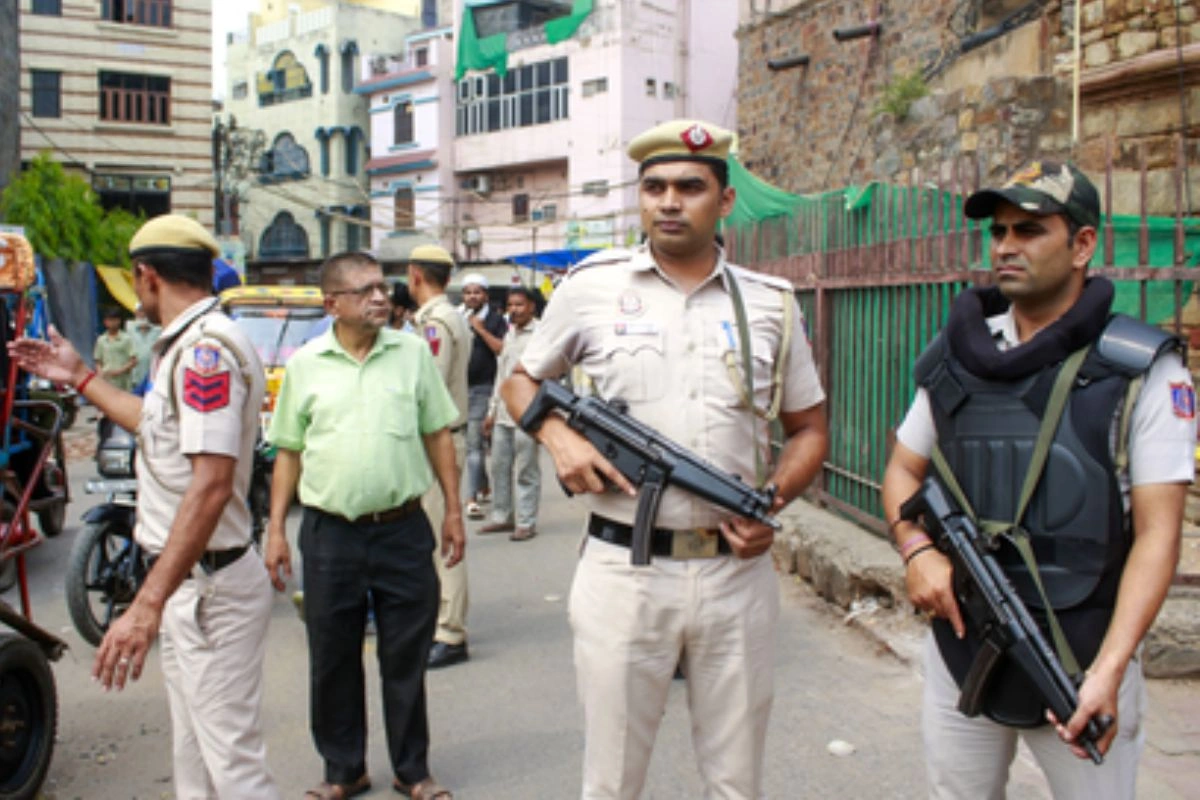Delhi Police Arrest Gogi Gang Member After Late-Night Encounter In Rohini