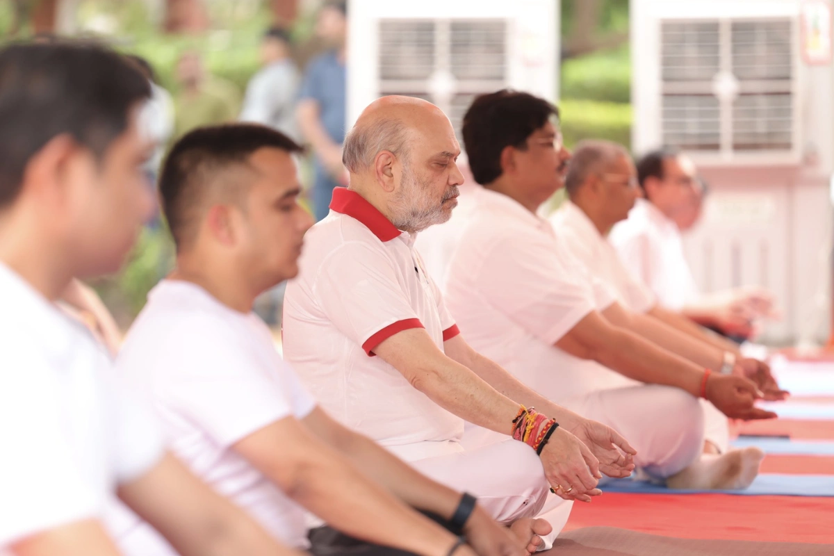 Amit Shah Leads Yoga Session In Ahmedabad As World Celebrate 11th International Day Of Yoga