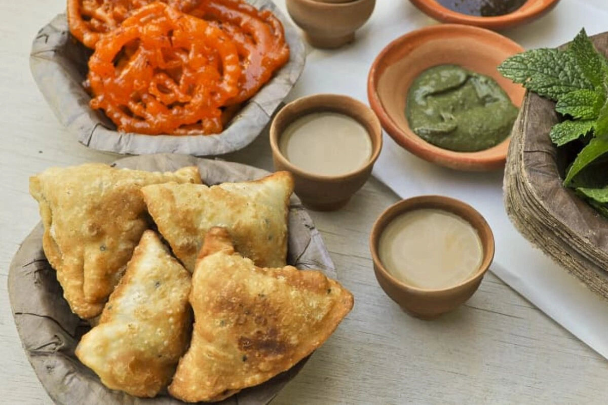 Warning Boards For Samosas & Jalebis; India’s Bold Move Against Obesity