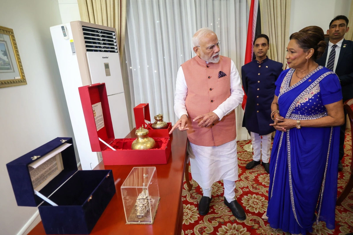 PM Modi Gifts Ram Mandir Replica, Holy Water To Trinidad & Tobago PM
