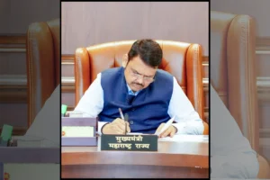 CM Fadnavis Orders High-Level Probe Into Tender Involving Shiv Sena Minister’s Son