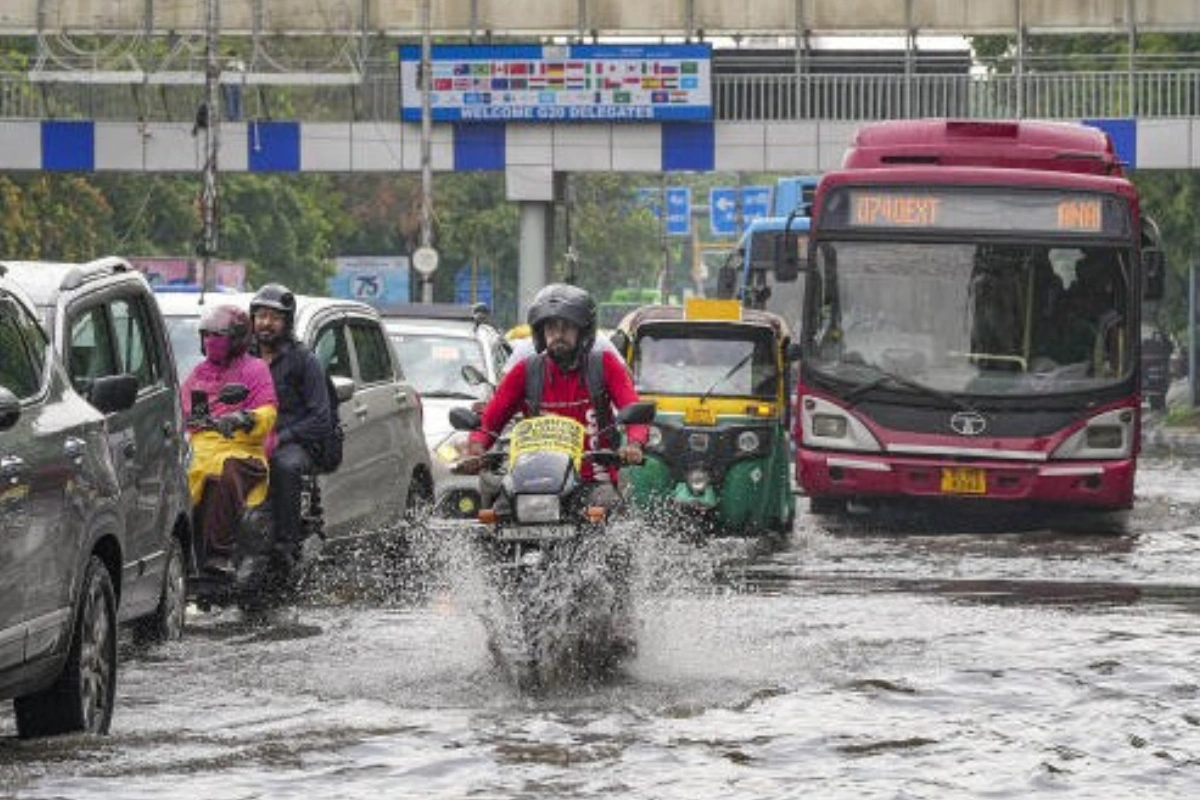 Sudden Downpour Hits Delhi-NCR, Triggers Flooding & Traffic Disruptions