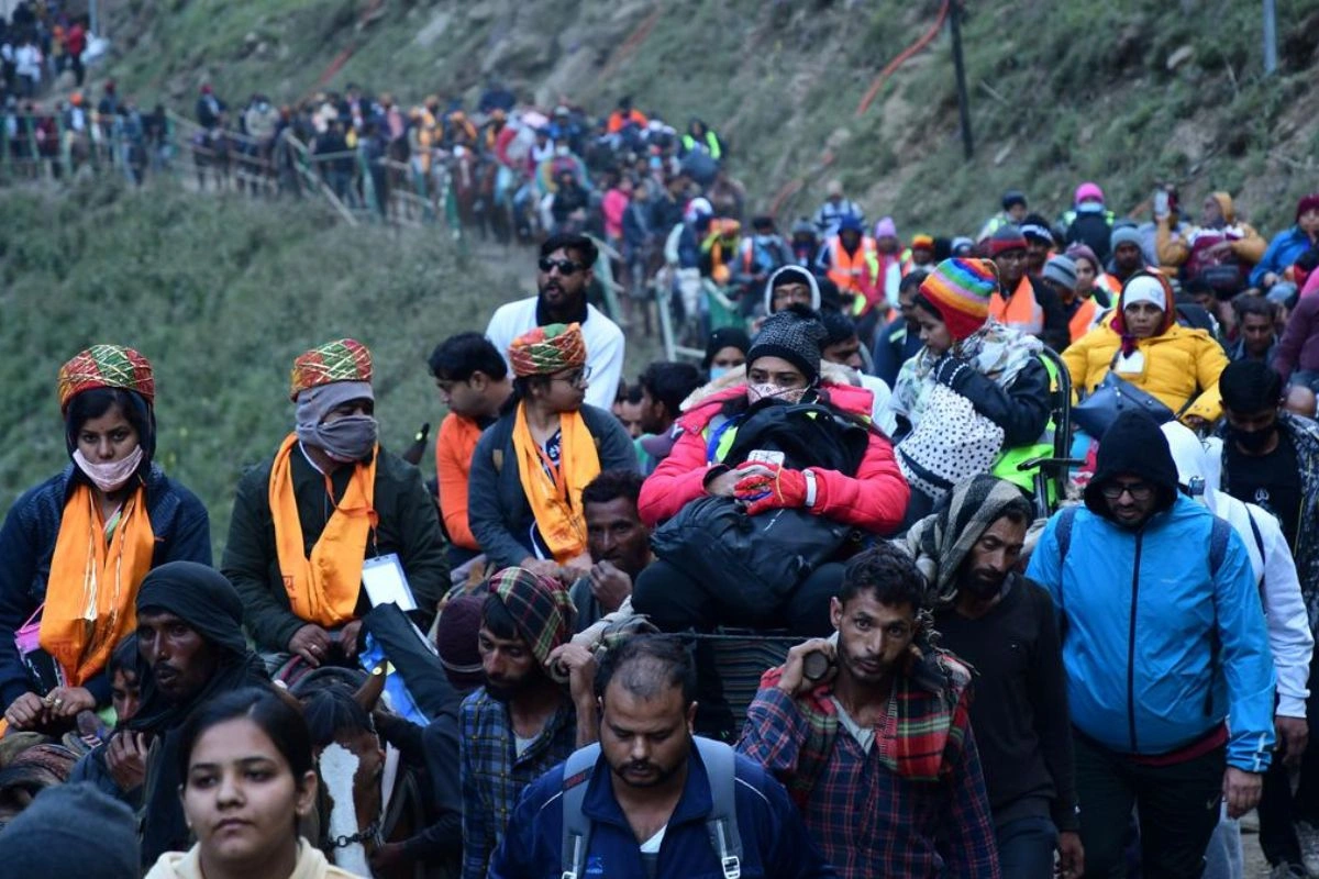 Amarnath Yatra: Over 1.45 Lakh Pilgrims Perform Darshan In First Eight Days