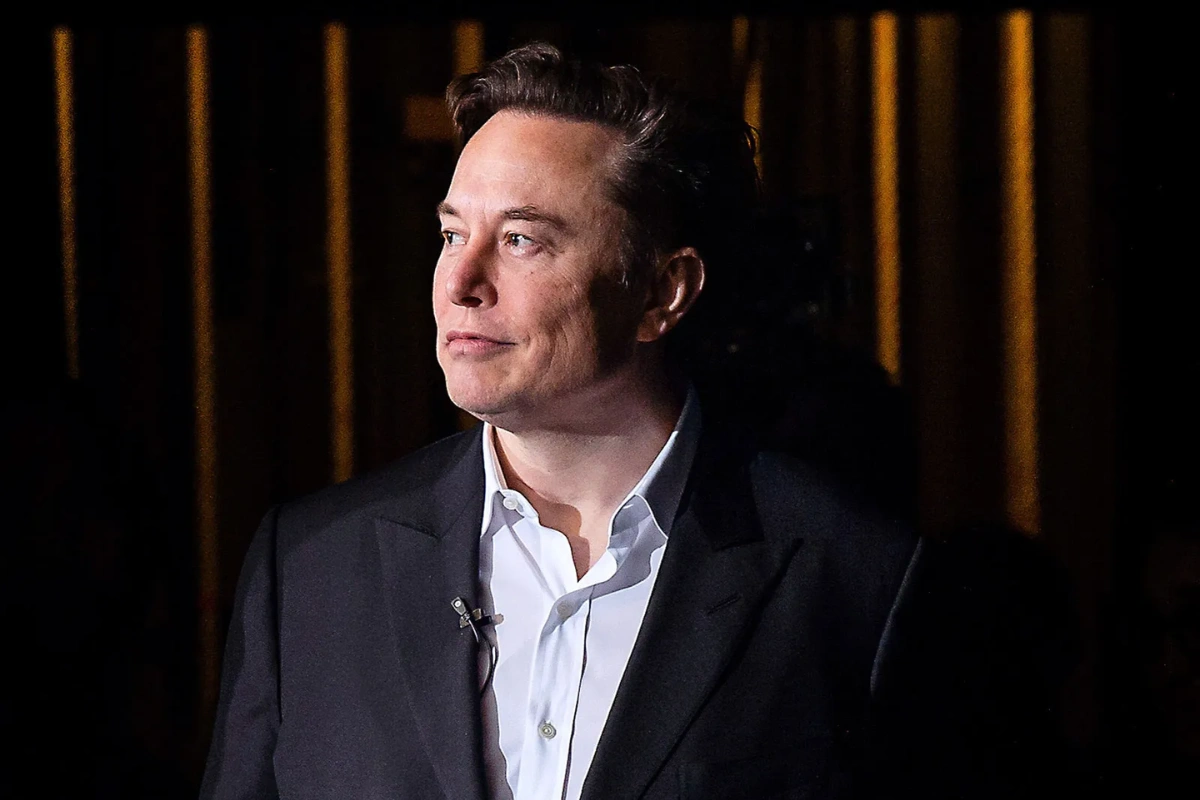 Elon Musk Accuses Apple Of Favouritism Towards OpenAI; Threatens Legal Action