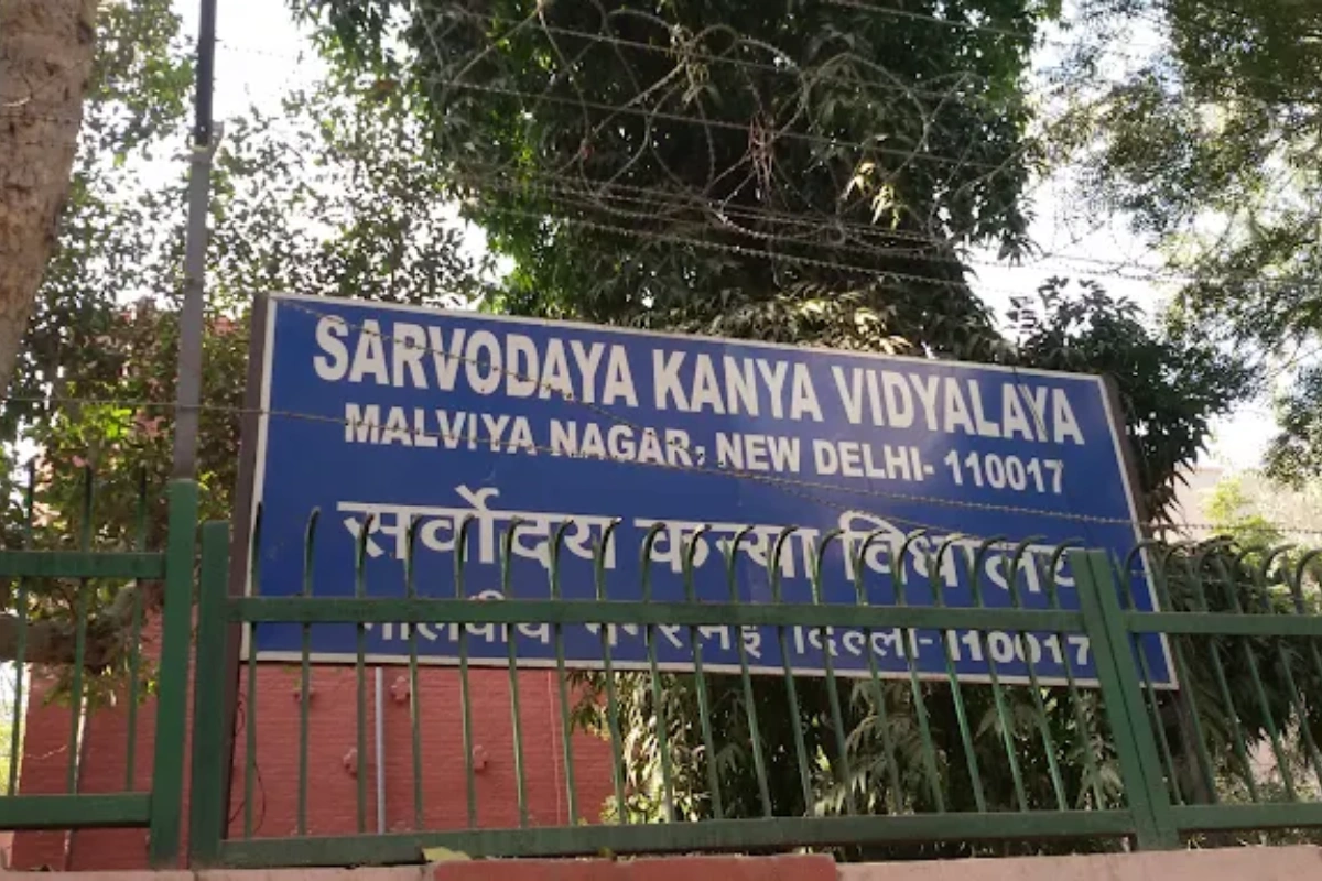 Bomb Threat Emails Target Multiple Delhi Schools; Police Launch Search Operations