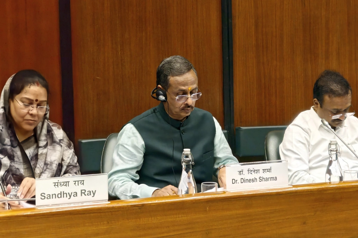 Dr Dinesh Sharma Urges Enhanced Religious Tourism Connectivity For Lucknow