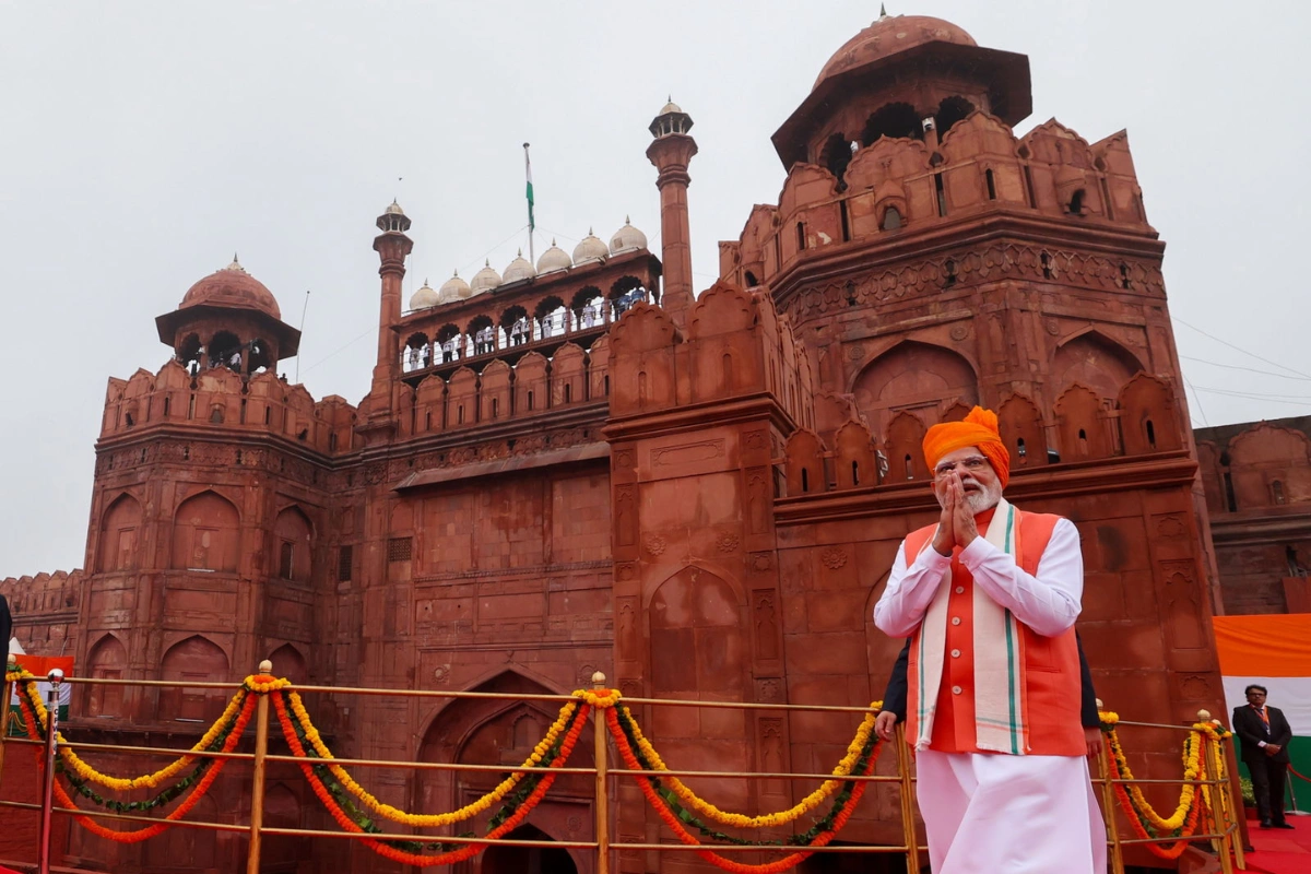 PM Modi Calls Leaders & Citizens To Embrace Self-Reliance, Vocal For Local
