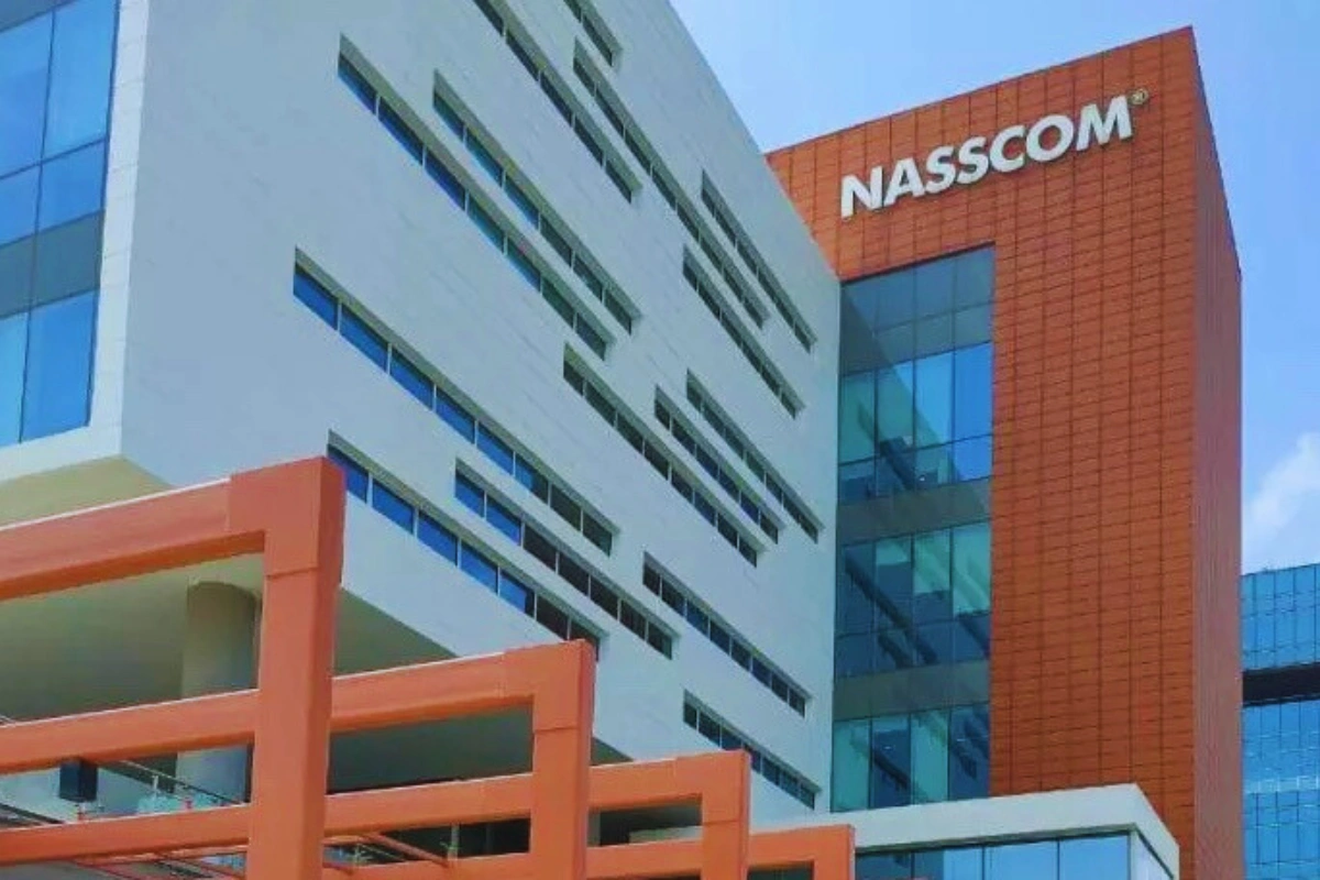Government Consults Nasscom Over US H-1B Visa Fee Hike