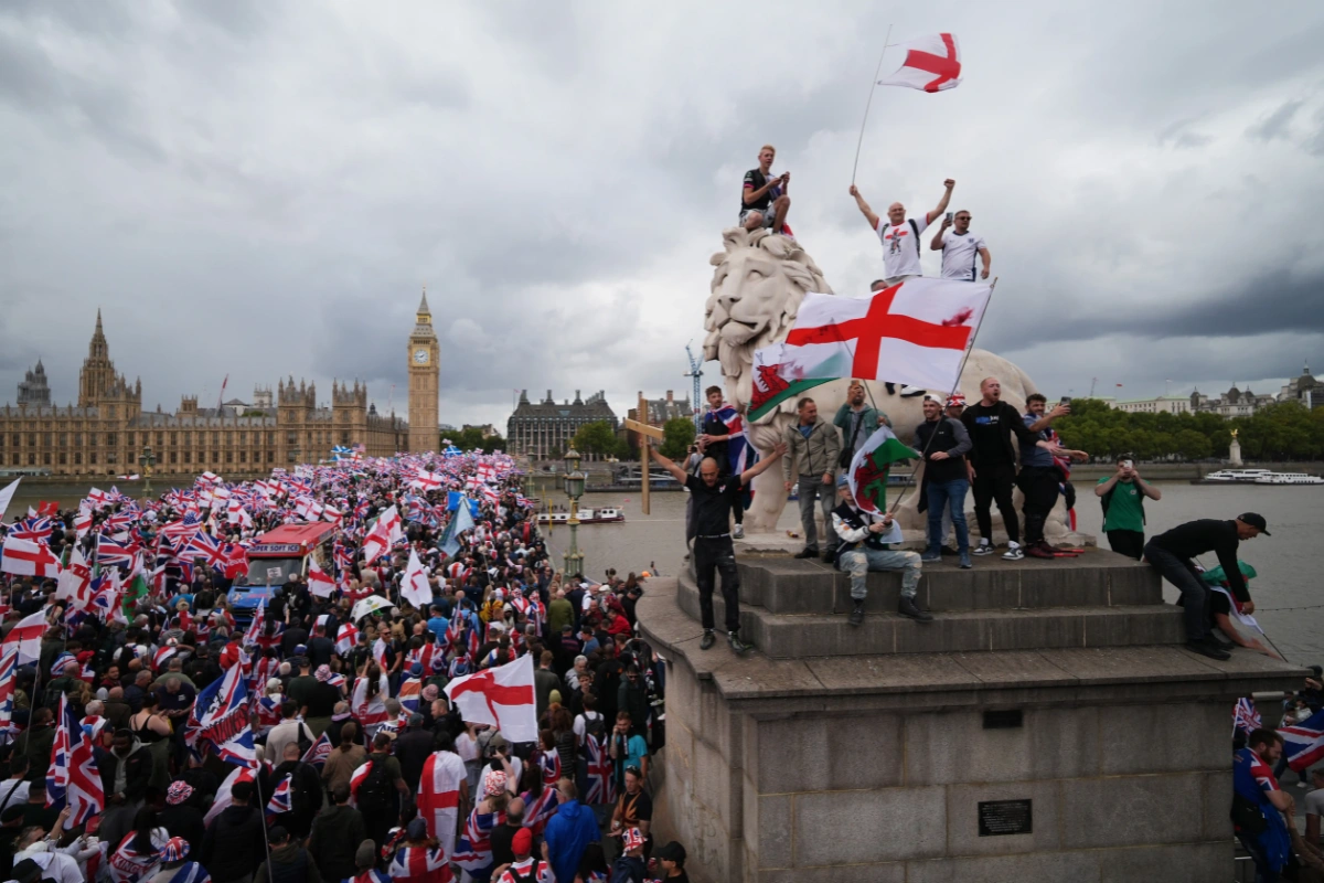 London Anti-Immigration Rally Erupts In Violence; Multiple Arrests Made