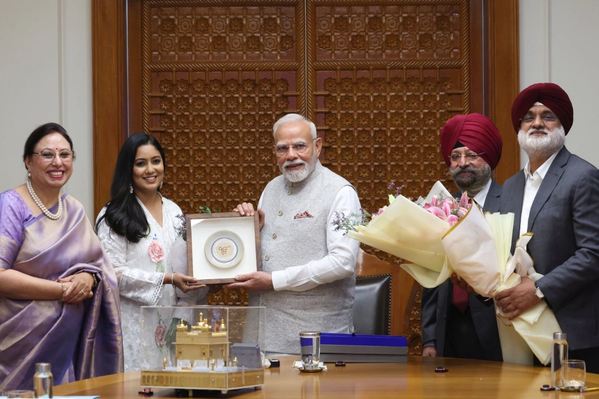 PM Modi Welcomes Sikh Delegation; Commits To Honouring Sacred Relics Of Guru Gobind Singh