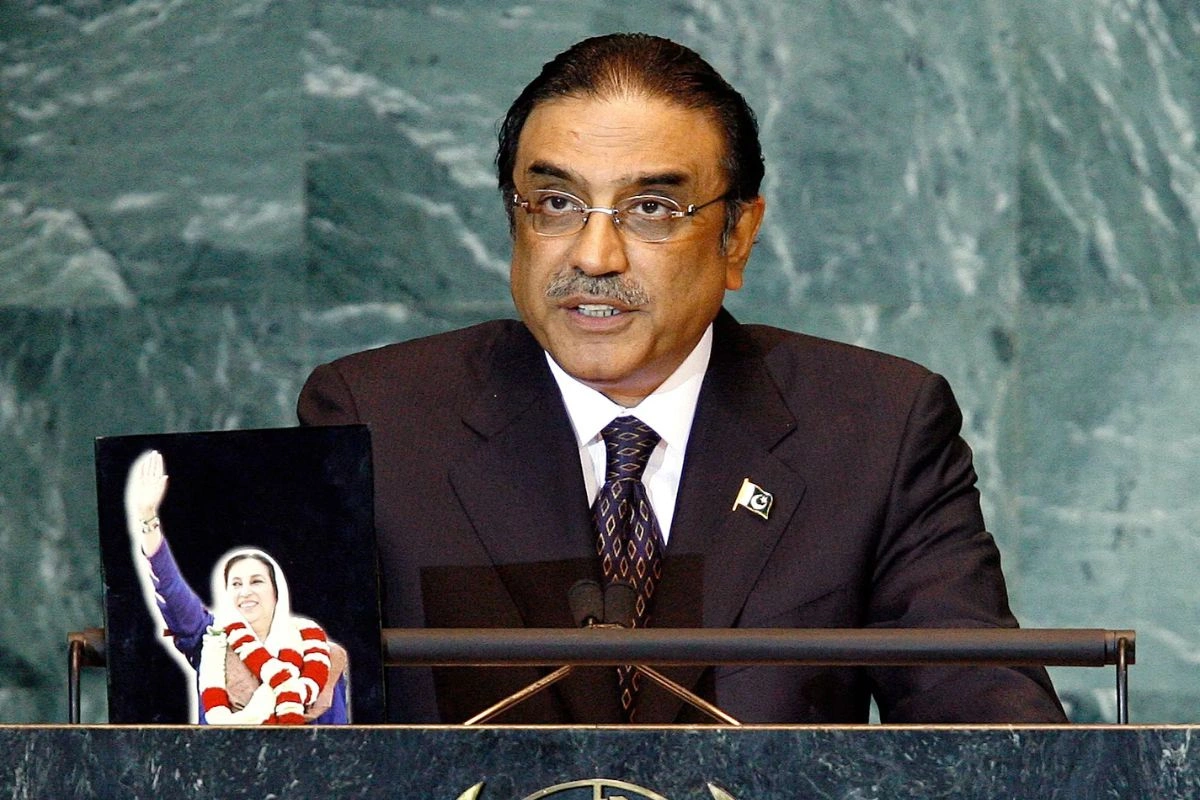 Pakistan President Signs Controversial Anti-Terror Bill Amid Civil Liberties Concerns
