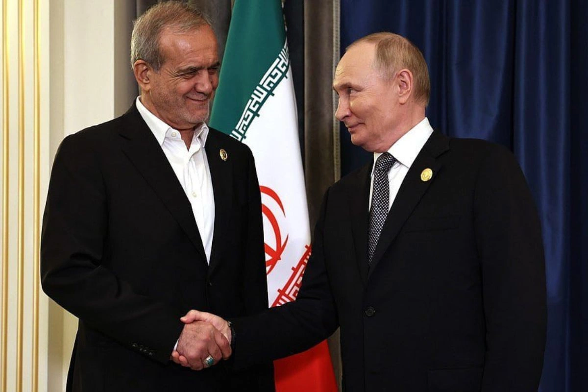 Iranian President Meets Russian Minister; Declares Era Of Unipolar World Over