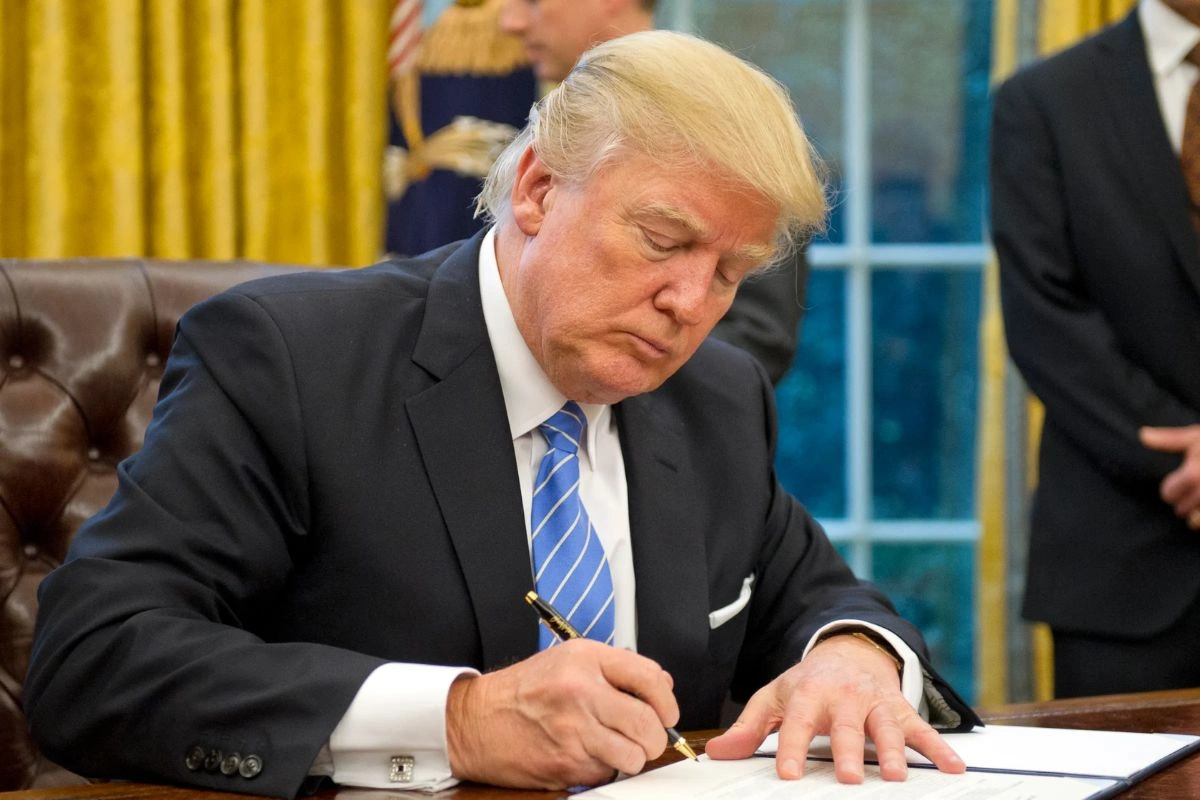 President Trump Signals Readiness For Next Phase Of Sanctions Against Russia