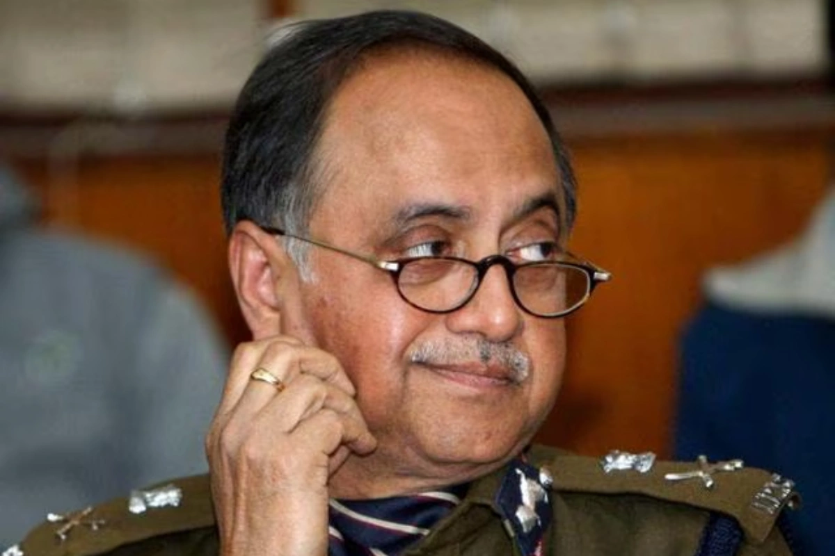 Two FIRs Filed Against Former Delhi Police Commissioner Neeraj Kumar Following Supreme Court Order