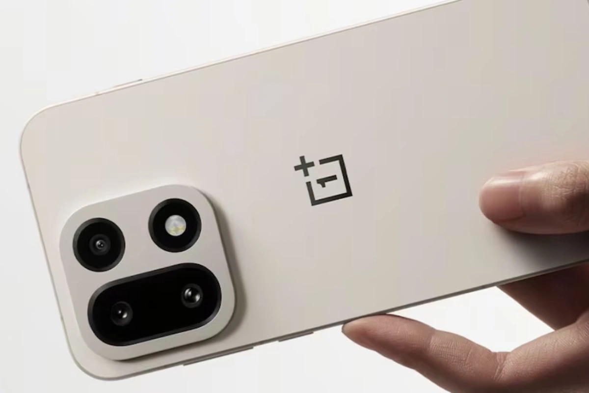 OnePlus 15 Set To Redefine Flagship Standards With 165Hz Display And Snapdragon 8 Elite Gen 5