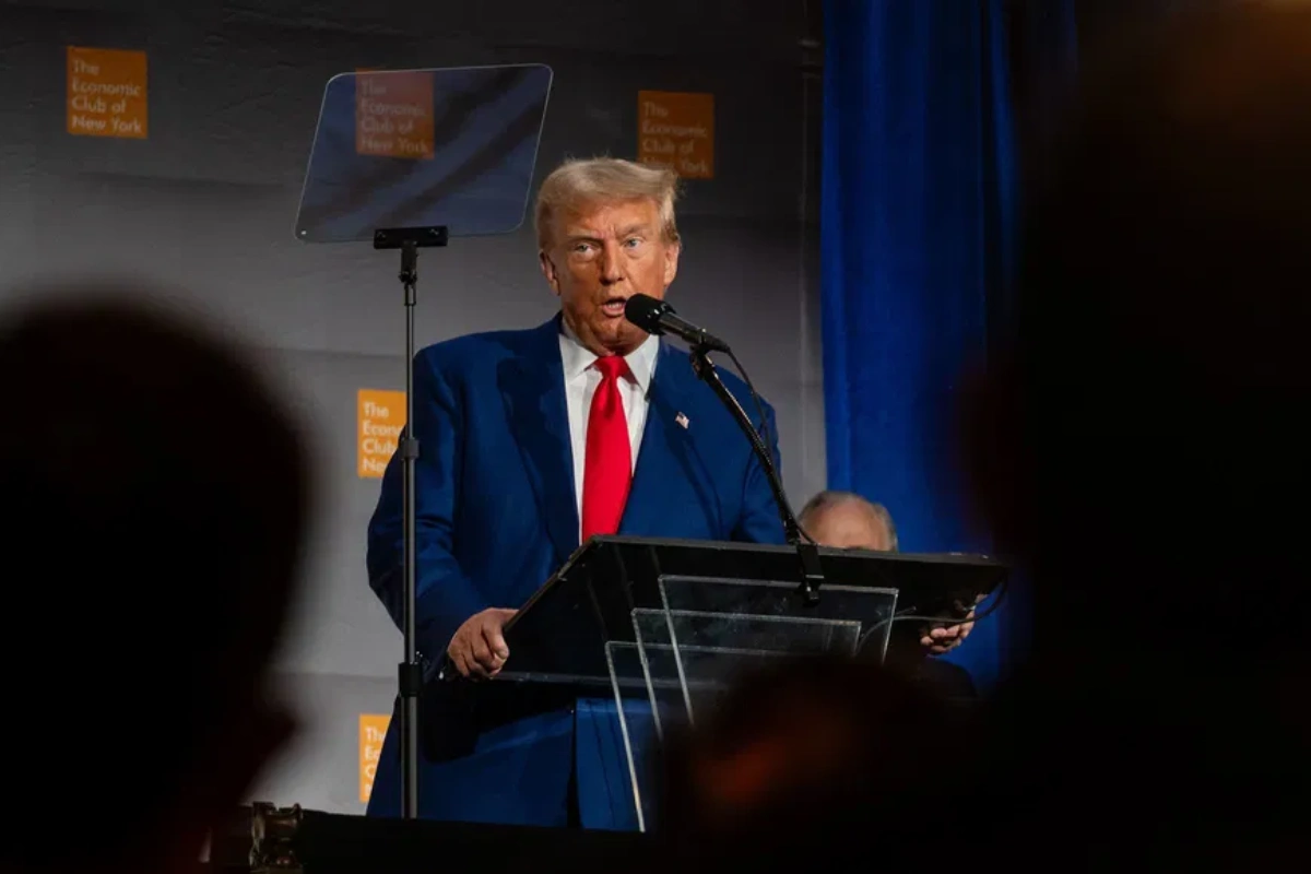 Trump Demands Hamas Return Deceased Hostages; Vows Close Monitoring Trump Demands Hamas Return Deceased Hostages; Vows Close Monitoring