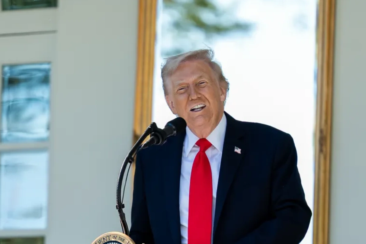 Trump Leaves Malaysia; Heads To Japan For Key Meetings With Emperor & PM Takaichi