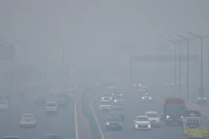 Delhi-NCR Chokes As Air Quality Plummets To ‘Very Poor’ Ahead Of Diwali