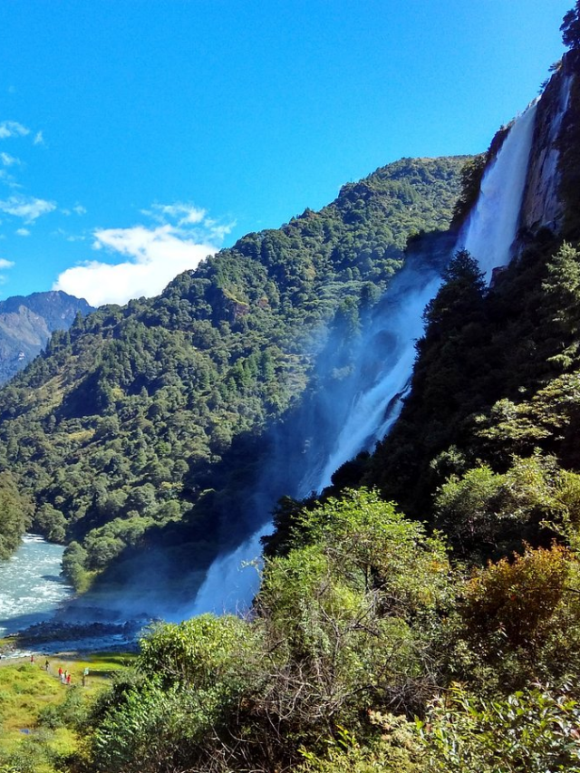 Hidden Waterfalls In India That Feel Like Private Paradises