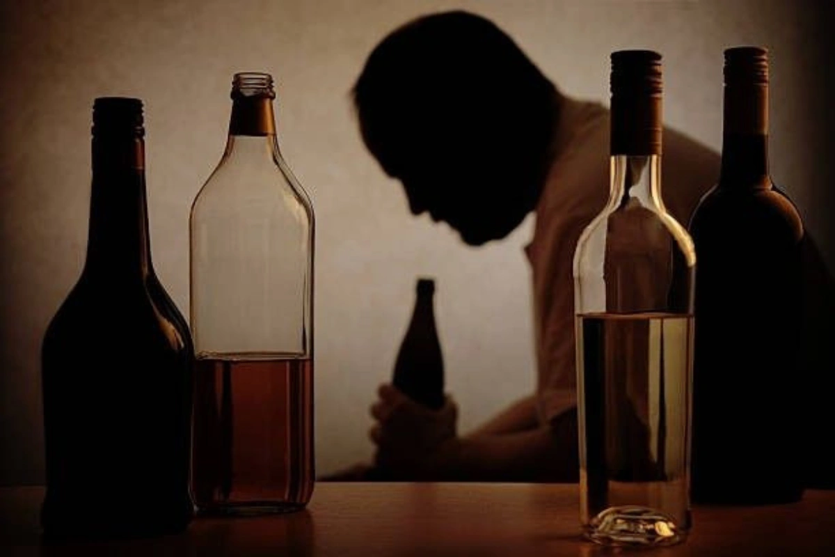 Doctor Warns Of Early And Advanced Liver Damage Triggered By Regular Alcohol Consumption