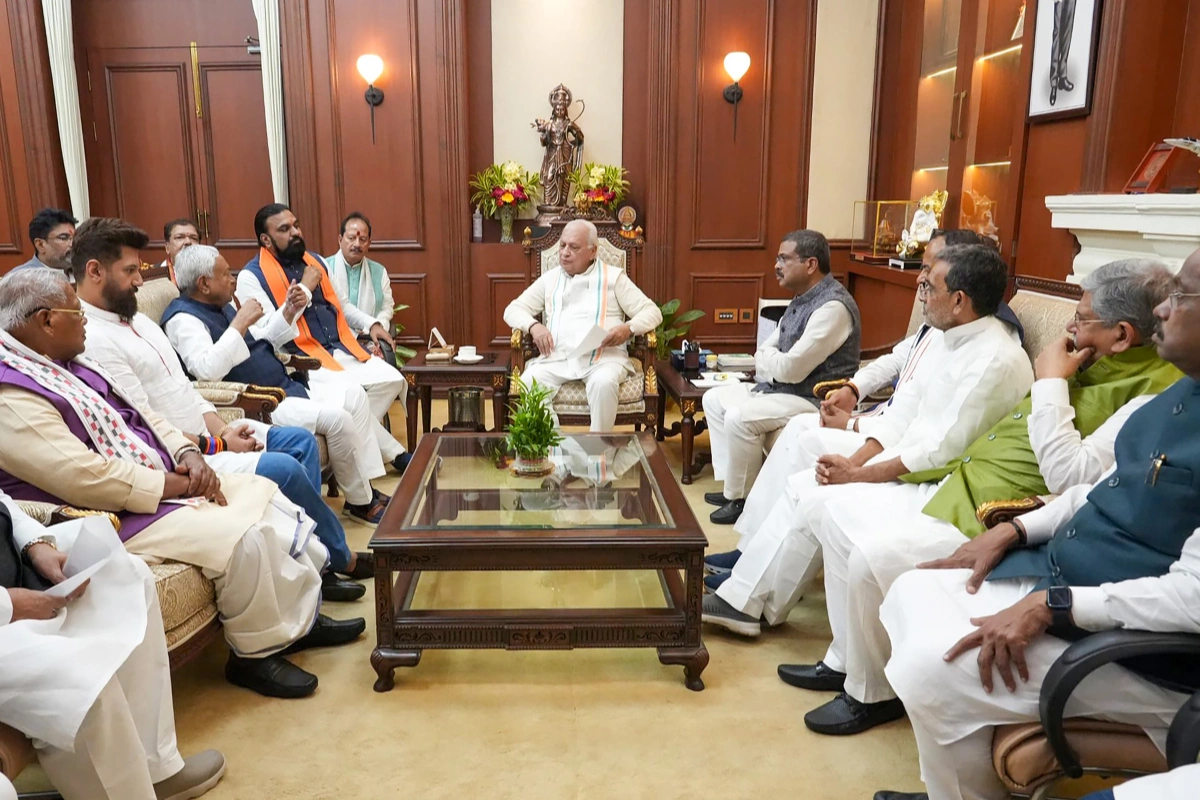 Nitish Kumar Resigns, Meets Governor And Prepares To Form New NDA Government In Bihar