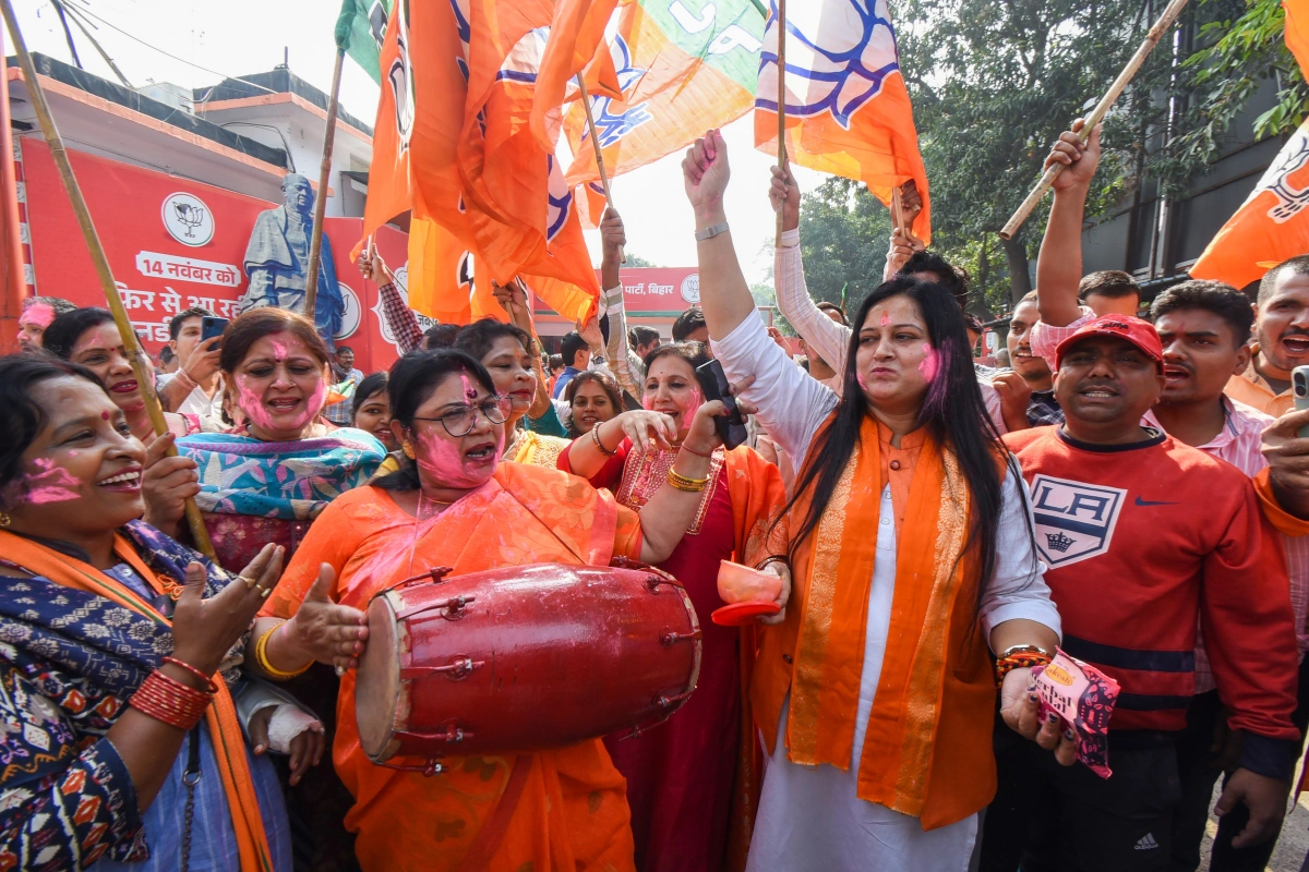 Bihar Election 2025: NDA Sweeps Patna; Wins 11 Of 14 Seats